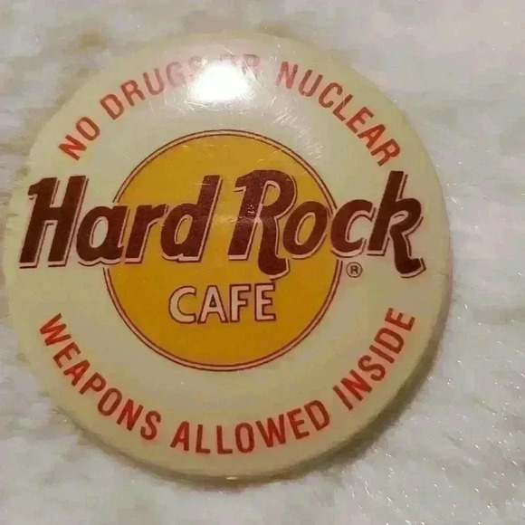 Vintage Hard Rock Cafe Buttons and Pin - Picture 4 of 8